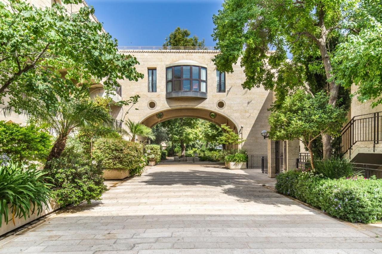 ✦Luxury 2 Bdr David's Village apartment ✦ Mamilla Jerusalem Exteriör bild