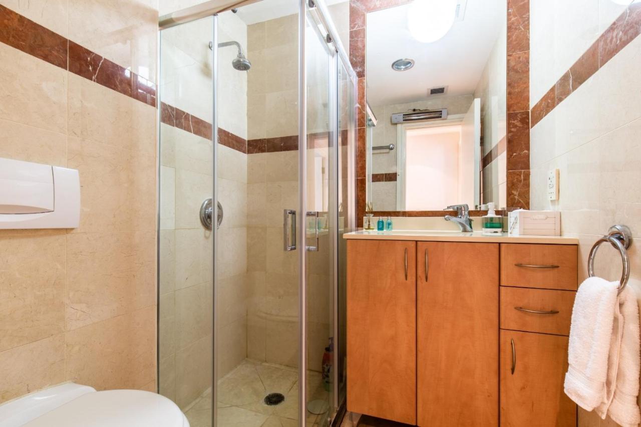 ✦Luxury 2 Bdr David's Village apartment ✦ Mamilla Jerusalem Exteriör bild