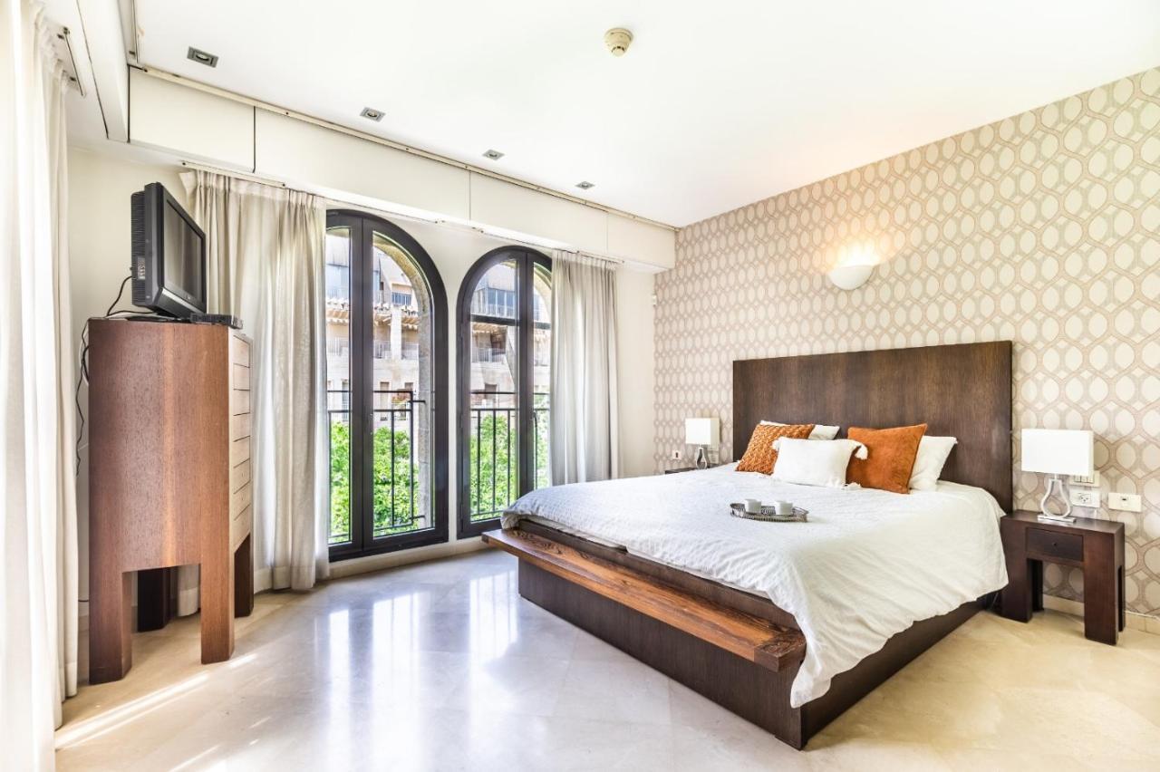 ✦Luxury 2 Bdr David's Village apartment ✦ Mamilla Jerusalem Exteriör bild